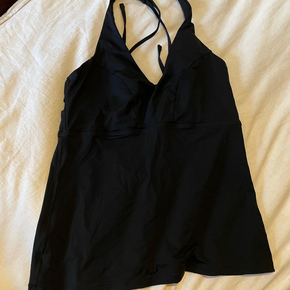 Athleta xl tall tankini top.